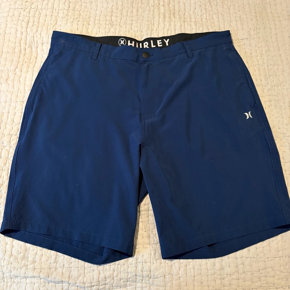 Hurley Flat Front Shorts Waist Size 40” Blue